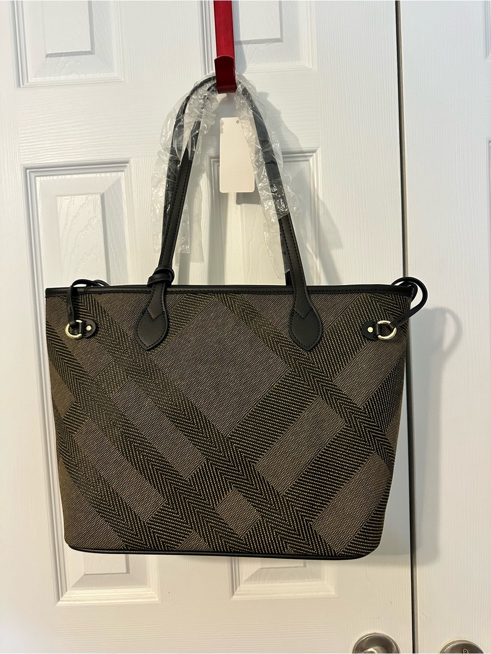 Women's Black and Brown Patterned Tote Bag - Stylish Everyday Carry